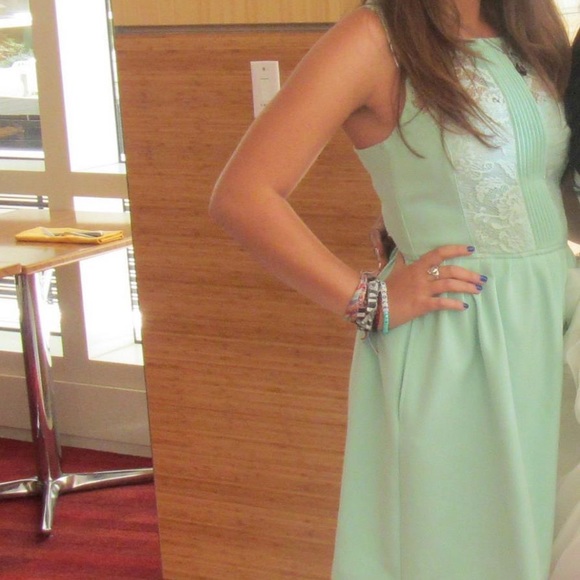 Zara Dress - Picture 6 of 6